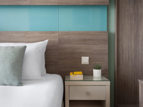 115 The Strand Hotel by NEU Collective