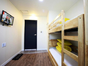 24 Guesthouse Myeongdong Avenue