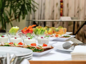 Отель Plaza Premium Wien