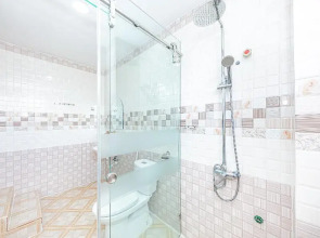 Oyo 446 The Bao Hotel