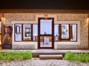 Kuredu Island Resort & Spa