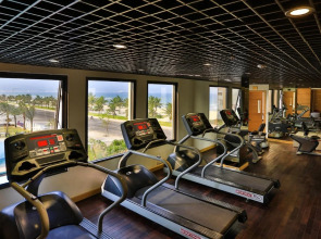 Holiday Beach Hotel Danang