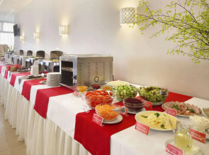 Отель Ramada by Wyndham Львов