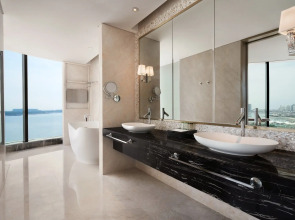 Sheraton Qingdao West Coast