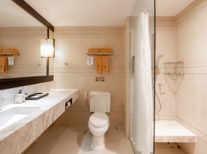 Sawaddi Patong Resort & Spa by Tolani