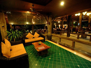 Sunrise Tropical Resort