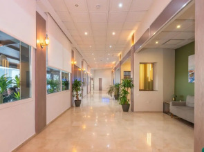 Hotel Parasol by Dorobe