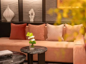 Holiday Inn Shanghai Pudong Airport by IHG