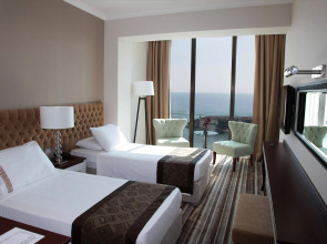 Denizkizi & Denizkizi Royal Hotel