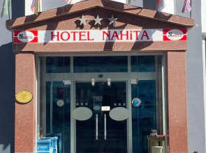 Nahi̇ta Hotel