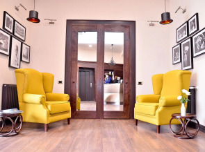 Capitolina City Chic Hotel