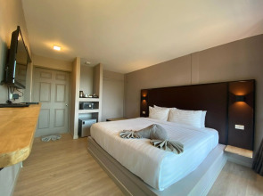 HIP Seaview Resort at Phi Phi