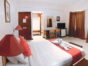 OYO 414 Humberto's Hotel