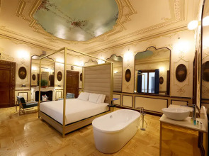 Axel Hotel Madrid – Adults Only