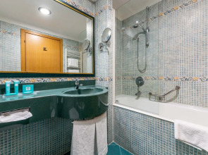 Hotel Mirage, Sure Hotel Collection by Best Western