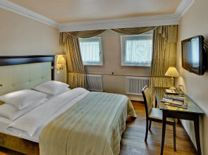 Grand Hotel Suisse Majestic, Autograph Collection