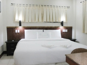 Lost Horizon Beach Dive Resort