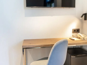 Отель Caledonian