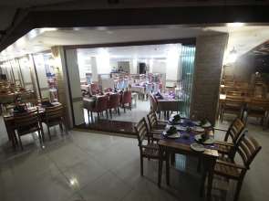 Grand Corner Hotel - Boutique Class