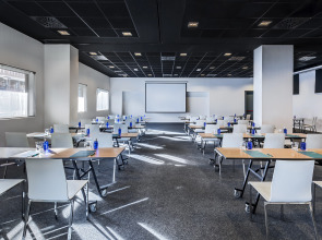 Отель Zentral Castellana Norte