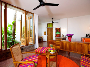 UTMT Underneath the Mango Tree Beach & Spa