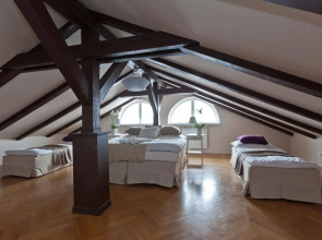 Апартаменты Prague Holiday