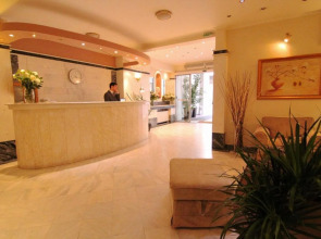 Отель Achillion 