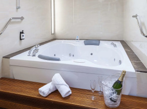 Hotel Macià Alfaros