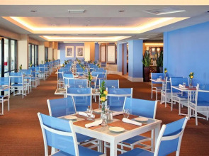 Sheraton Nassau Beach Resort