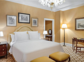 Отель Four Seasons Hotel Firenze
