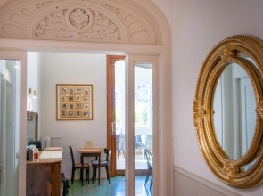 Mihlton Barcelona Boutique B&B