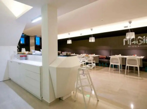 Hotel Magic - RNET 3505