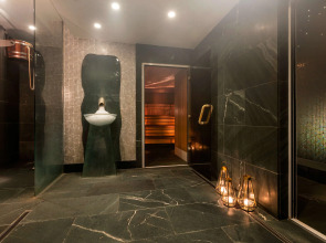 The May Fair, A Radisson Collection Hotel, Mayfair London