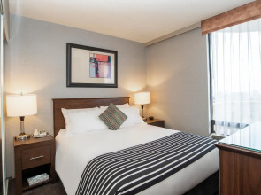 Sandman Suites Vancouver on Davie