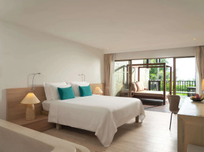 Курортный отель Wyndham Hua Hin Pranburi Resort & Villas