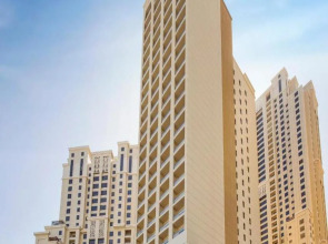 Amwaj Rotana, Jumeirah Beach