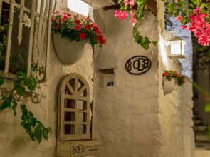 8 Oda Boutique Homes