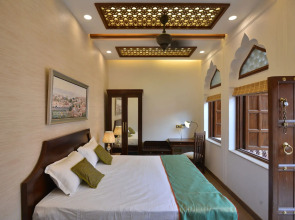 Haveli Dharampura & Golden Haveli- UNESCO awarded Boutique Heritage Hotel
