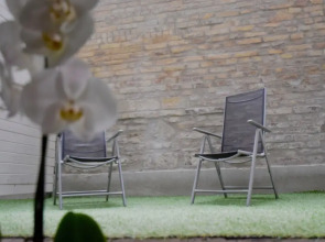 Hi5 Apartments - Parliament