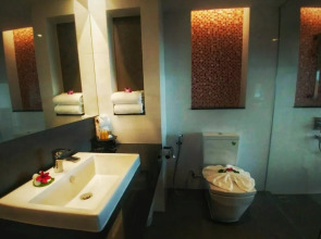 Phi Phi Harbour View Hotel