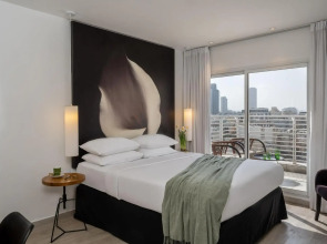 The Savoy Tel-Aviv, Sea Side