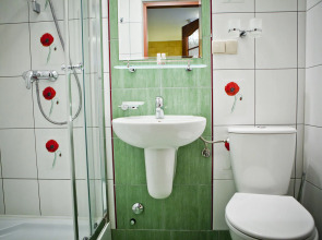 Helan Family & Garden