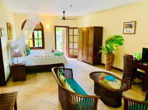 Castello Beach Hotel