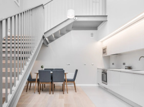 Venetian House Market Square Aparthotel