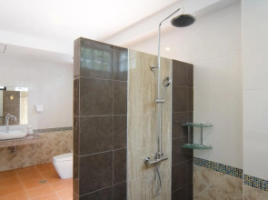 Nattha Waree Hot Spring Resort and Spa