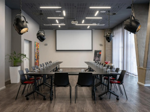 Radisson RED V&A Waterfront, Cape Town