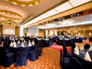 Commodore Hotel Busan