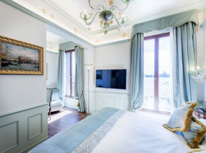 Отель Monaco & Grand Canal