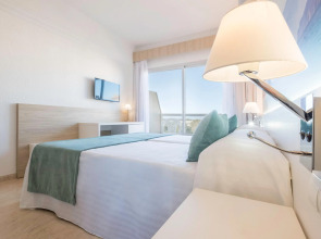 Azuline Hotel Bahamas y Bahamas II