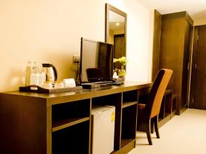 Sinsuvarn Airport Suite